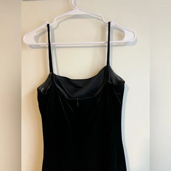 Vintage Arianna by Rachel Kaye Velvet Dress - Picture 7 of 11